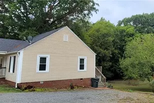 1101 Lawson St, Eden, NC 27288 - Photo 13