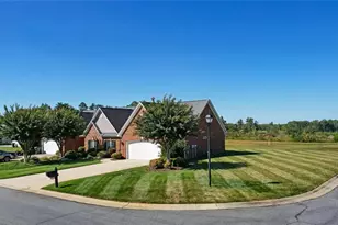 107 Sunny Pl, Reidsville, NC 27320 - Photo 3