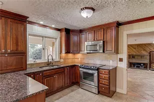 122 Pine St, King, NC 27021 - Photo 9