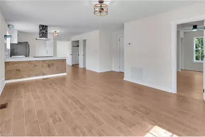 303 W Camel Street, Greensboro, NC 27401 - Photo 5