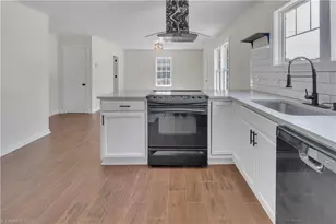 303 W Camel St, Greensboro, NC 27401 - Photo 9