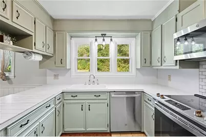 1886 W Nc Highway 65, Walnut Cove, NC 27052 - Photo 13