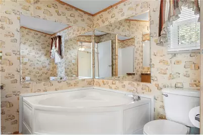 128 Saint Albans Lane, Lexington, NC 27292 - Photo 21