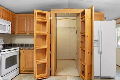 128 Saint Albans Lane, Lexington, NC 27292 - Photo 15