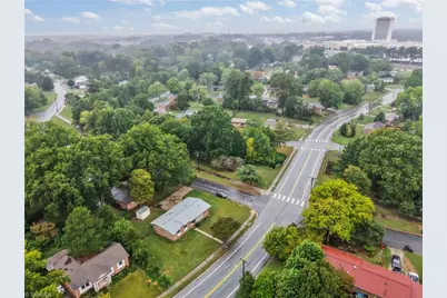 2400 Four Seasons Boulevard, Greensboro, NC 27407 - Photo 35