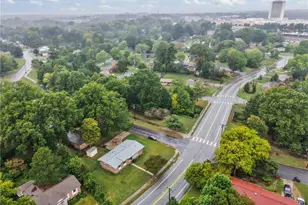 2400 Four Seasons Blvd, Greensboro, NC 27407 - Photo 35