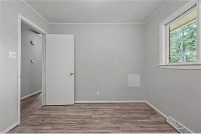 2400 Four Seasons Boulevard, Greensboro, NC 27407 - Photo 7