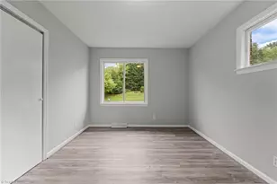 2400 Four Seasons Blvd, Greensboro, NC 27407 - Photo 9