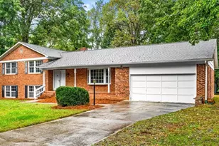 5115 Edinborough Rd, Greensboro, NC 27406 - Photo 3