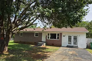 901 Hickory Chapel Rd, High Point, NC 27260 - Photo 1