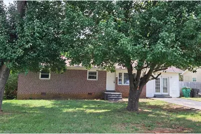 901 Hickory Chapel Road, High Point, NC 27260 - Photo 17