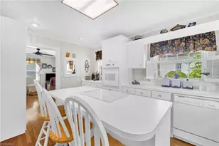 318 S Fayetteville St, Liberty, NC 27298 - Photo 5