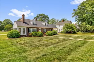 318 S Fayetteville St, Liberty, NC 27298 - Photo 1