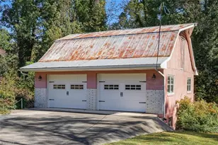 4009 Groometown Rd, Greensboro, NC 27407 - Photo 31