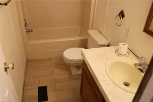 1116 Kentmere Rd, Greensboro, NC 27406 - Photo 35