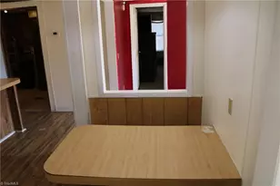 1116 Kentmere Rd, Greensboro, NC 27406 - Photo 9