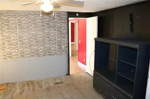 1116 Kentmere Rd, Greensboro, NC 27406 - Photo 27