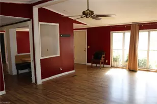 1116 Kentmere Rd, Greensboro, NC 27406 - Photo 3