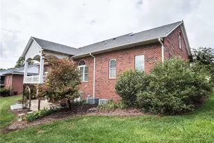 148 Magnolia Dr, North Wilkesboro, NC 28659 - Photo 13