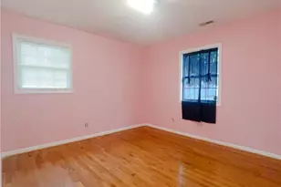 2321 Glenhaven Dr, Greensboro, NC 27406 - Photo 13