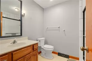 6433 Lamshire Rd, Kernersville, NC 27284 - Photo 21