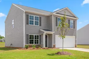 405 White Spruce Ct, Thomasville, NC 27360 - Photo 3