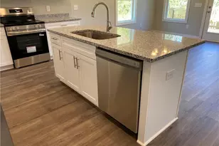 413 E Lee Ave, Yadkinville, NC 27055 - Photo 7