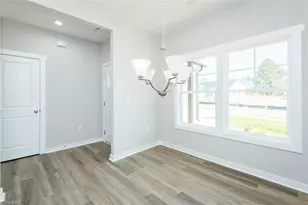 415 E Lee Ave, Yadkinville, NC 27055 - Photo 5