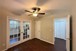 815 Meadowstone Dr, Winston-Salem, NC 27104 - Photo 5