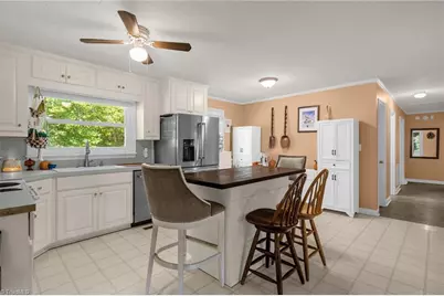 261 Charles Avenue, Asheboro, NC 27205 - Photo 7