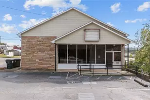 201 4th St, Walnut Cove, NC 27052 - Photo 7