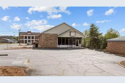 201 Fourth Street, Walnut Cove, NC 27052 - Photo 9