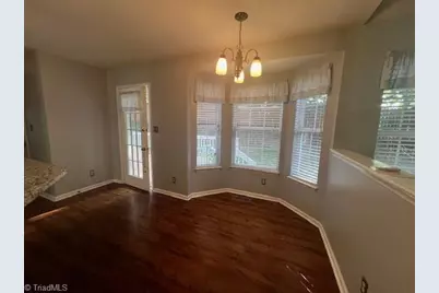 2707 Blockhouse Court, Jamestown, NC 27282 - Photo 7