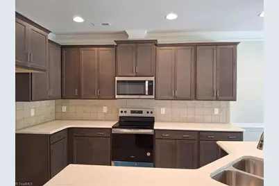 1055 Talisker Way, Burlington, NC 27215 - Photo 5