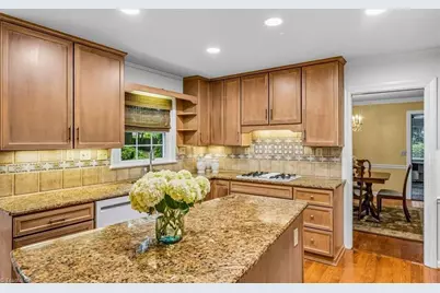 1109 Westridge Road, Greensboro, NC 27410 - Photo 9