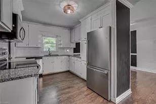 911 Old Liberty Rd, Asheboro, NC 27203 - Photo 5