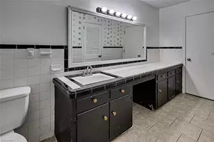 911 Old Liberty Rd, Asheboro, NC 27203 - Photo 15