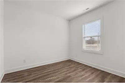 105 Indian Wells Court, Harmony, NC 28634 - Photo 15