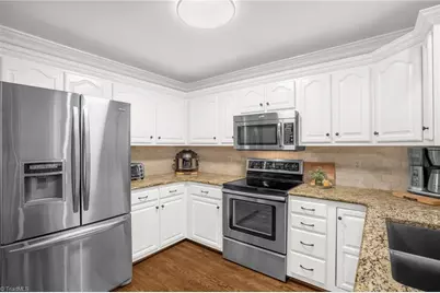 18 Creekstone Court, Greensboro, NC 27407 - Photo 11