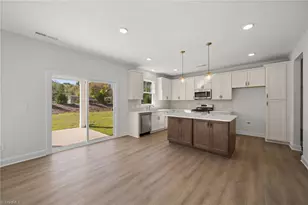 924 Star Gate Dr, Kernersville, NC 27284 - Photo 13