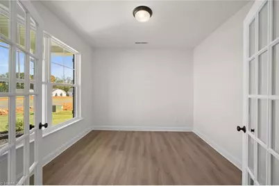 924 Star Gate Drive, Kernersville, NC 27284 - Photo 5