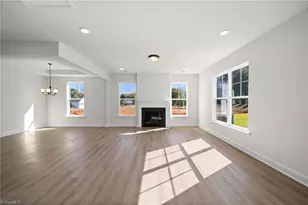 924 Star Gate Dr, Kernersville, NC 27284 - Photo 11