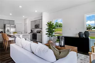 468 Fran Dr, Haw River, NC 27258 - Photo 7