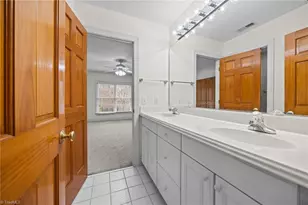 6409 Glendevon Dr, Whitsett, NC 27377 - Photo 41