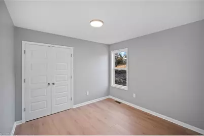 107 College Street, Thomasville, NC 27360 - Photo 25