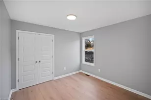 107 College St, Thomasville, NC 27360 - Photo 25