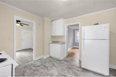 905 Mint Avenue, High Point, NC 27260 - Photo 9