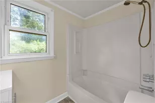 905 Mint Ave, High Point, NC 27260 - Photo 17