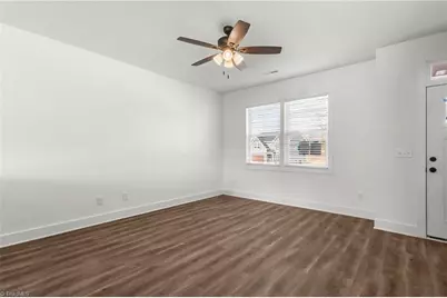 109 Indian Wells Court, Harmony, NC 28634 - Photo 5