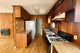 217 Lakeview Drive E, Thomasville, NC 27360 - Photo 5